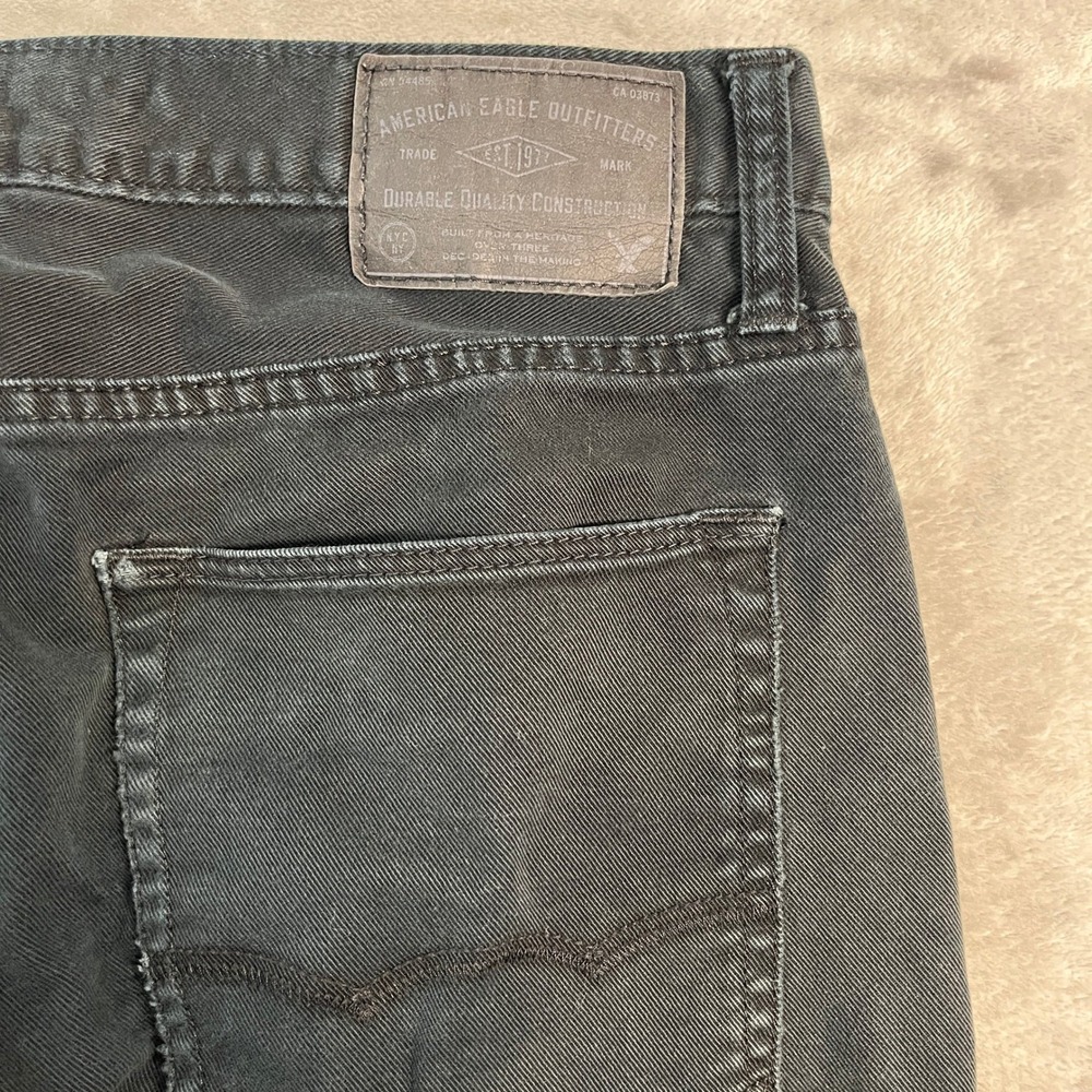 American Eagle Core Flex Slim Straight Black Jeans Mens 32x32 (34x30) Distressed - Picture 16 of 16